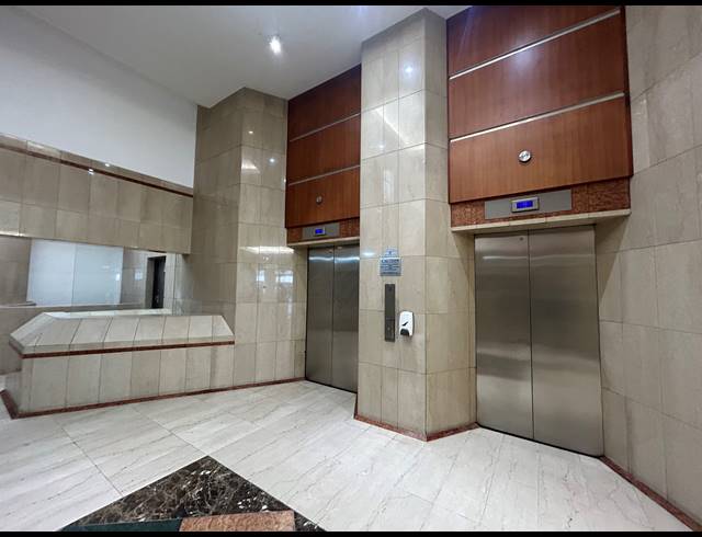 695M² BUILDING TO LET IN CAPE TOWN CITY CENTRE